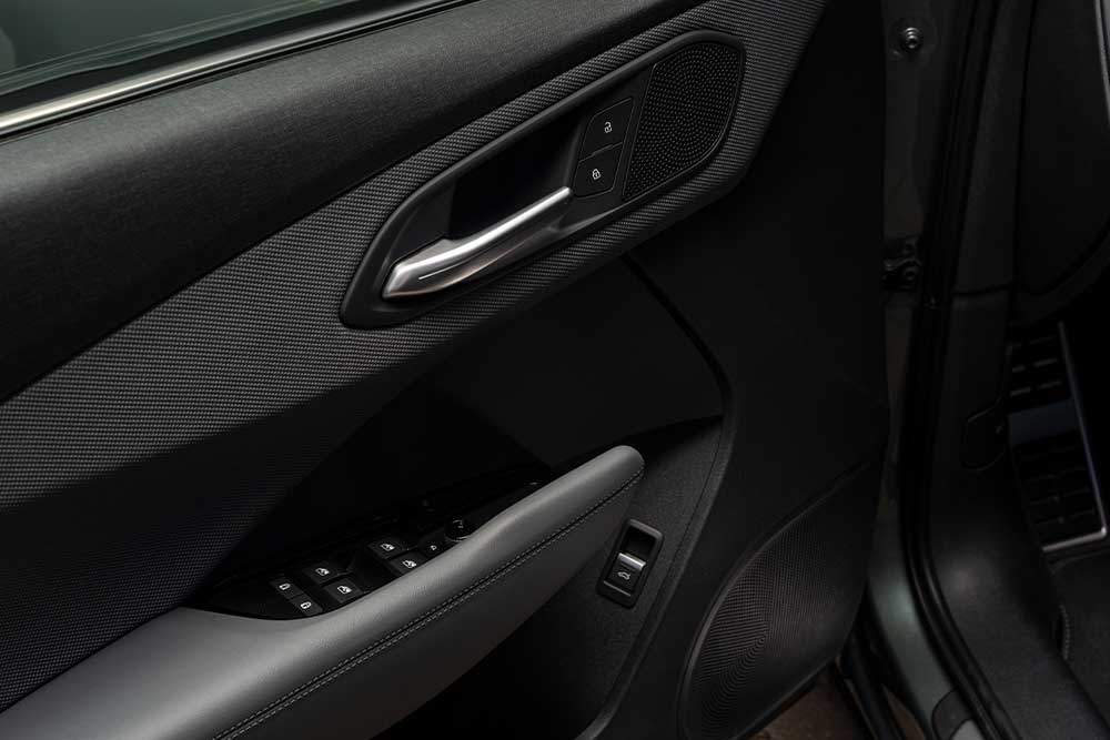 Audi-Q3-SUV_11