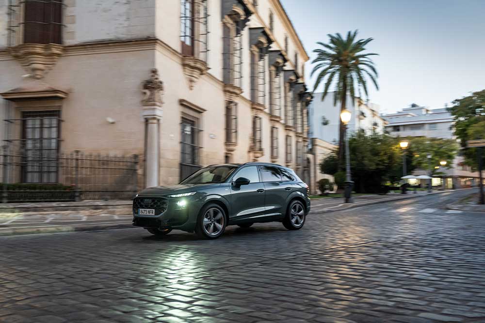 Audi-Q3-SUV_4