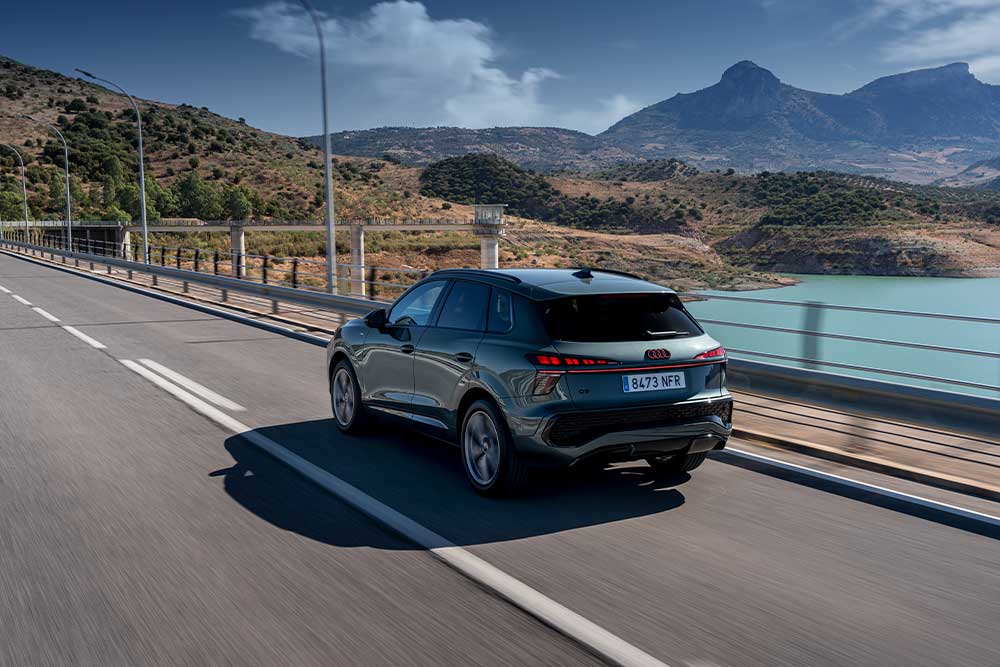 Audi-Q3-SUV_5